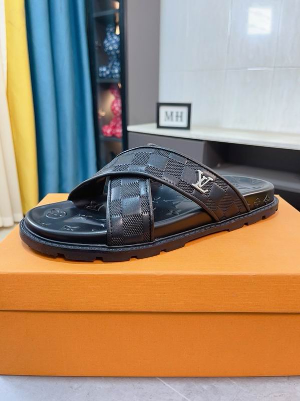 Louis Vuitton Slippers Mens ID:20250512-279